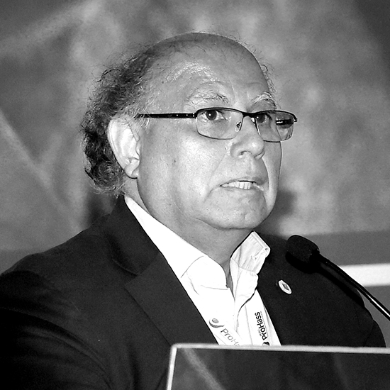 Dr. Ricardo Cautín